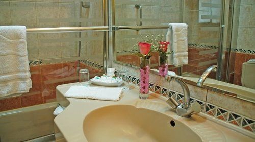Comfort Hotel Suites Amman Exterior photo